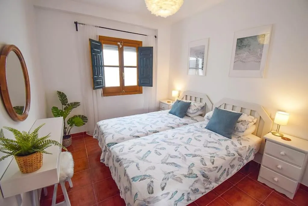 Apartamento Balcon De Frigiliana, Modern 2 Bedroom Apartment With Pool And Private Parking Hansonholiday Rentals  Frigiliana